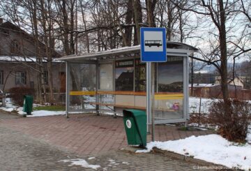 Dezinformacja rozkładowa na&nbsp;przystankach w&nbsp;Suchej Beskidzkiej?
